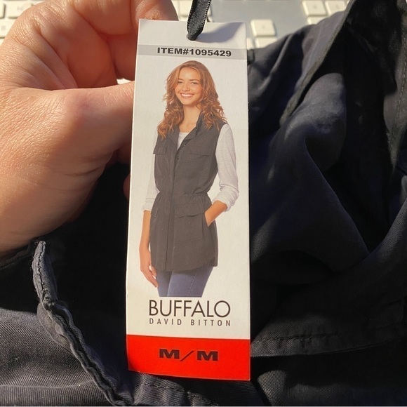 New Buffalo by David Bitton Black Sleeveless Top Size M - Picture 3 of 3